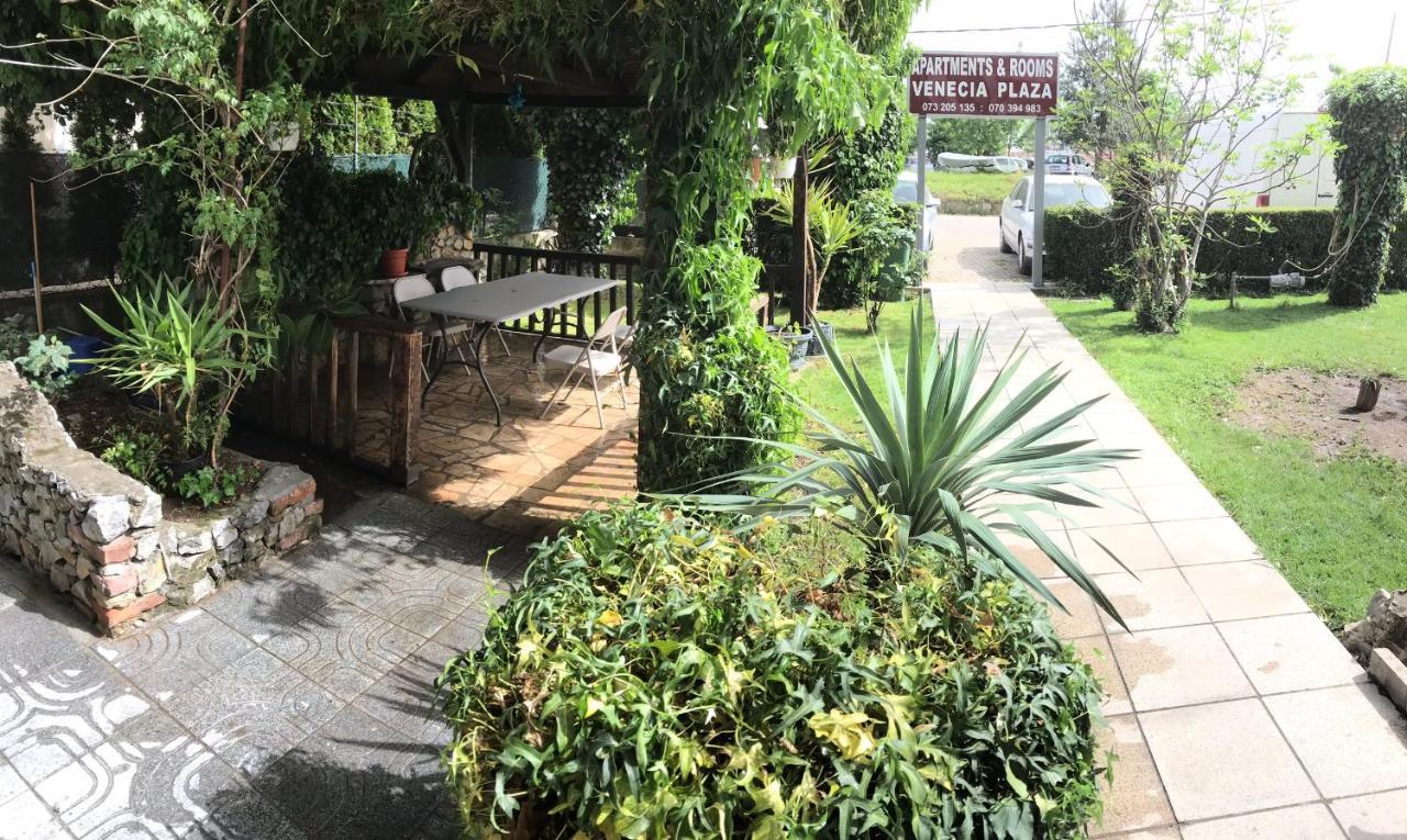 מלון Venecia Plaza סטרוגה מראה חיצוני תמונה